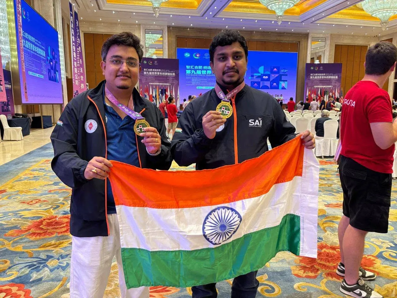 Sagnik Roy and Sayantan Kushari won gold in the Under-31 Pairs Final at the World Youth Transnational Bridge Championships in Hefei, China, topping the field with 59.01 percent.